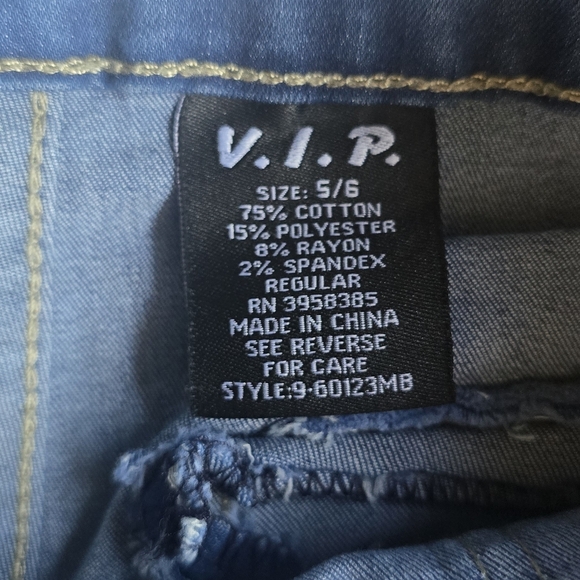 V.I.P Blue Stretch Jean Shorts Juniors Size 5/6 - Picture 3 of 11